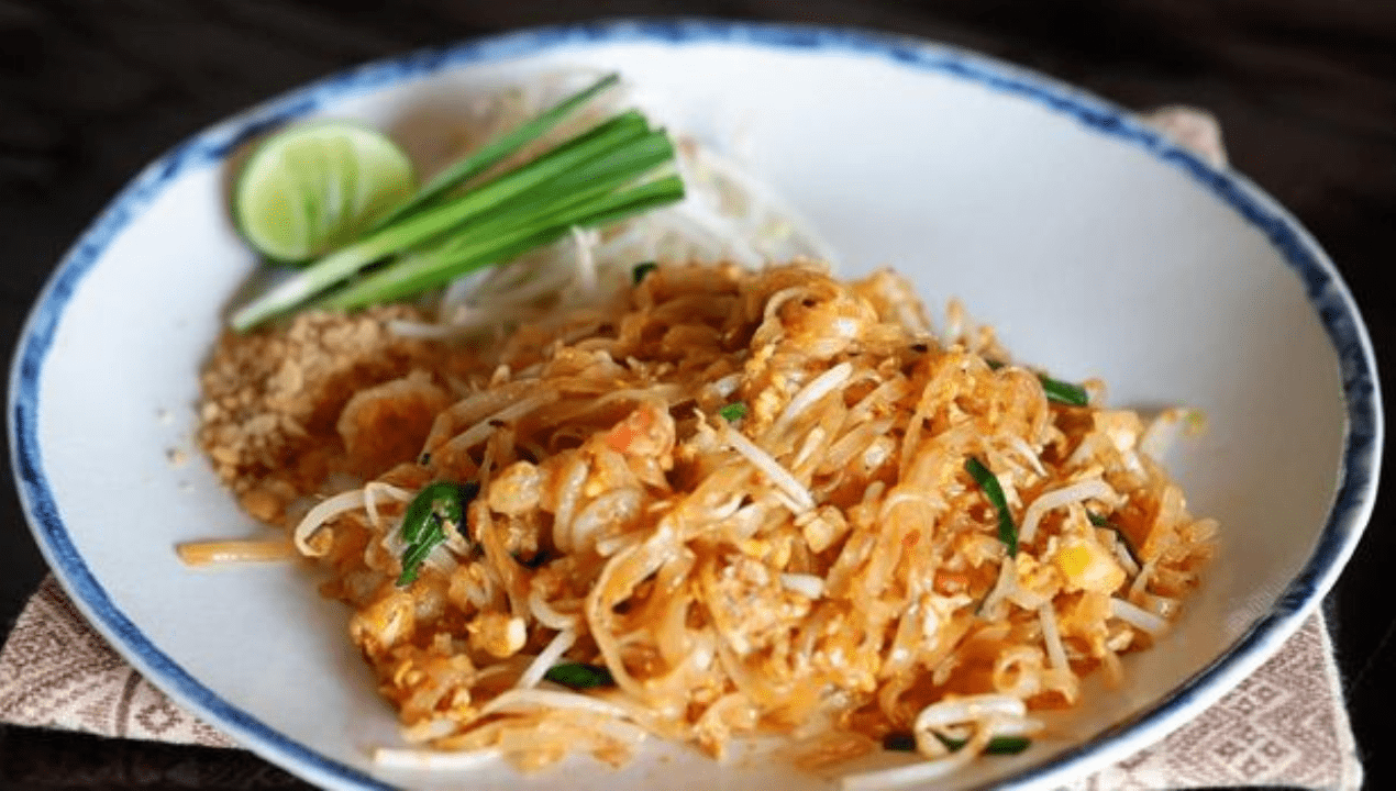Lezat! Pad Thai Kuliner Thailand Mendunia
