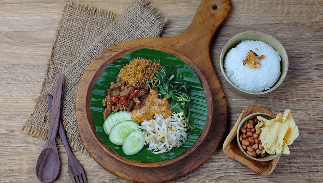 Nikmat! Pecel Nusantara Menu Vegetarian Favorit