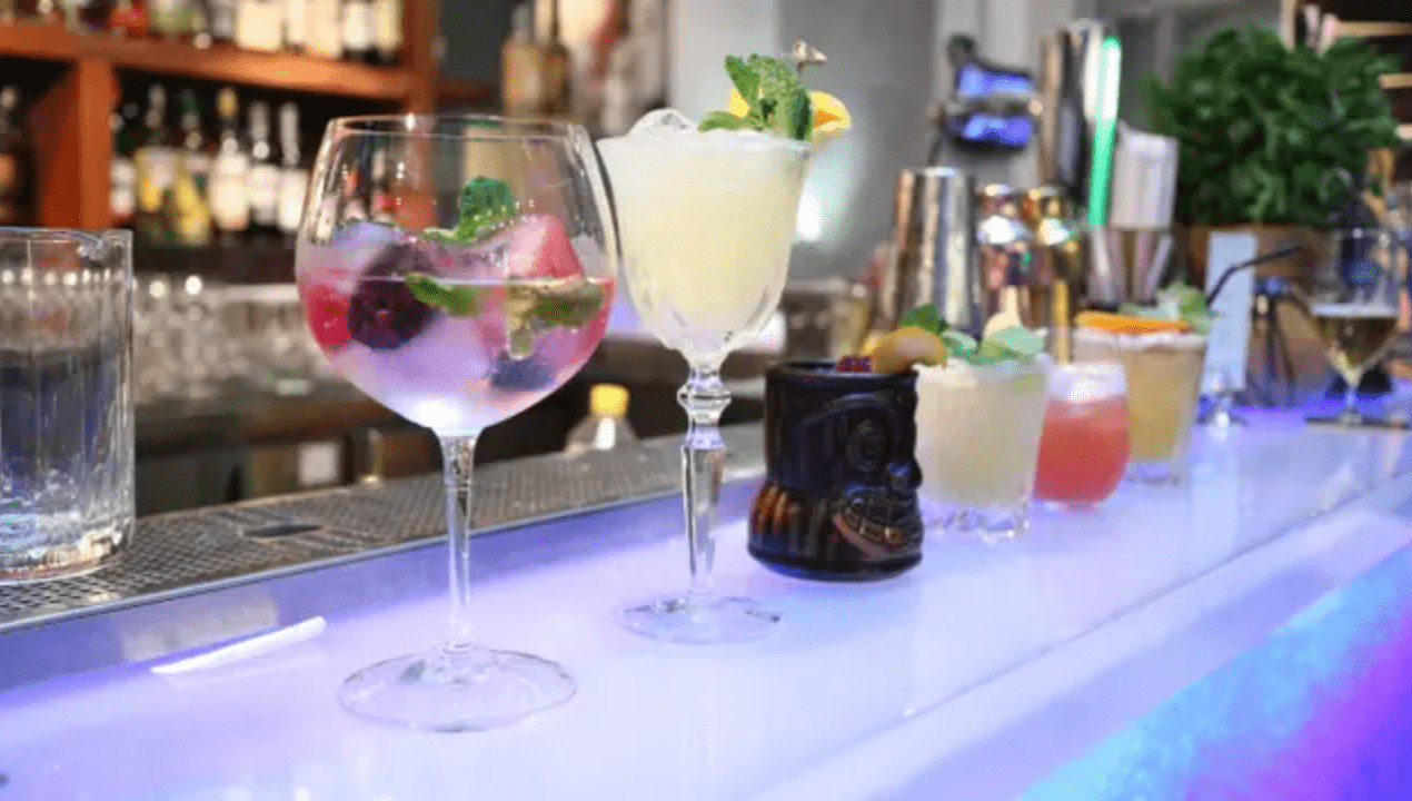 Tiki Cocktail dengan Rum Tropis: Nikmat dan Eksotis 2025