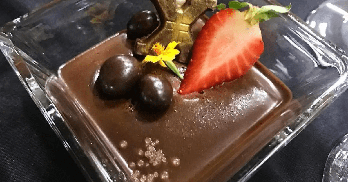 Mousse: Resep Dessert Creamy Lembut Berongga