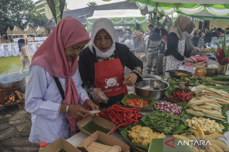 Tips Makan Sehat saat Libur Tahun Baru