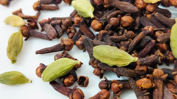 Rahasia Cengkeh: Manfaat Tersembunyi di Balik Aromanya