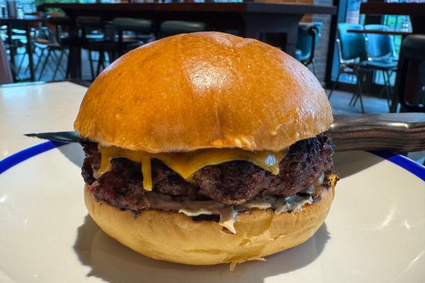 Sensasi Burger di Tengah Persaingan Nottingham