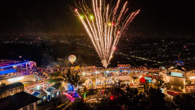 8 Restoran Dekat HeHa Sky View: Nikmati Kuliner dan Panorama